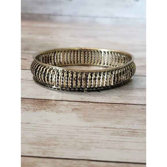 Vintage Bracelet / Bangle Unusual Design (Not A Perfect Circle) - Picture 3 of 6